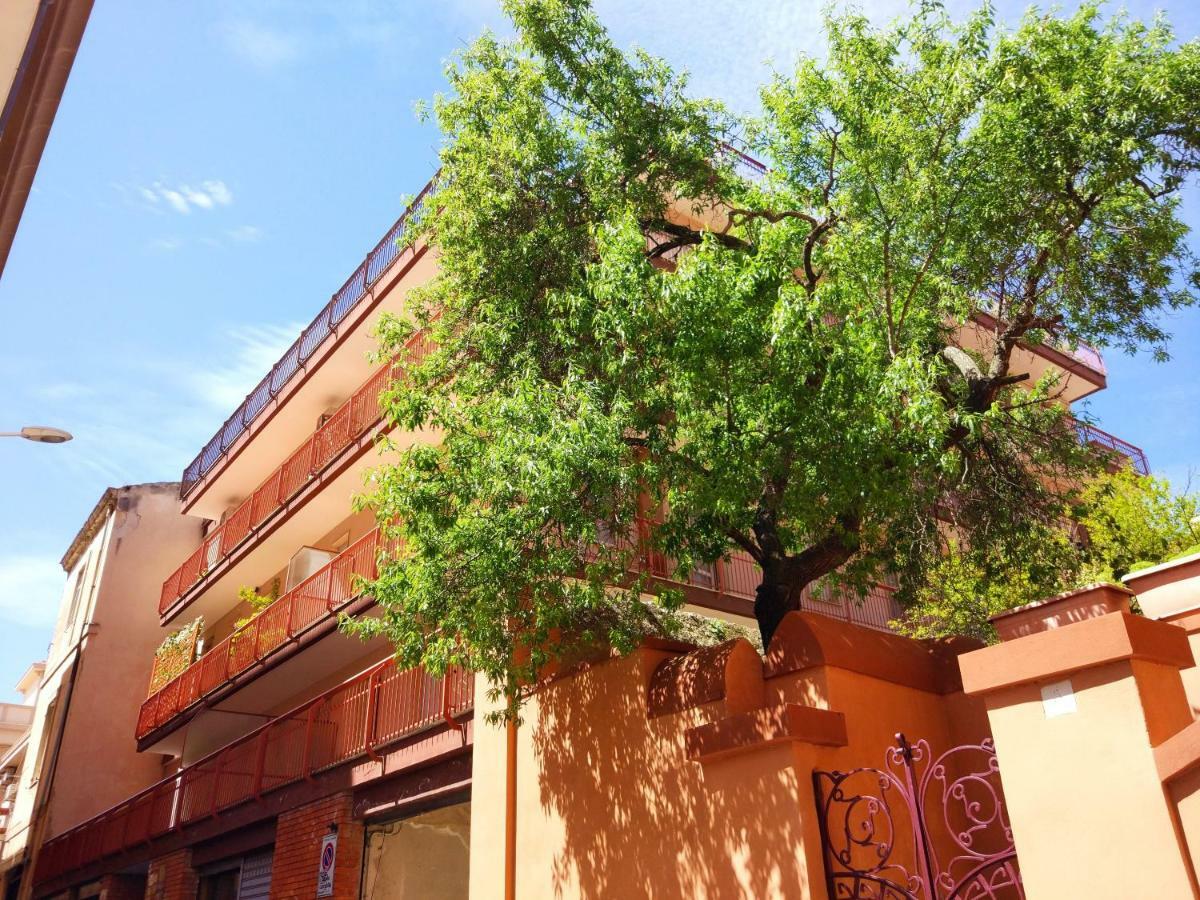 Amariglio Apartment サッサリ エクステリア 写真